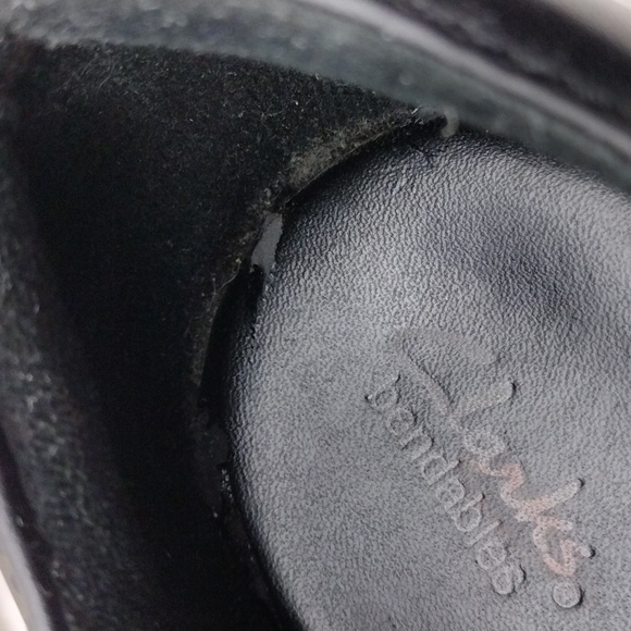 Clarks Bendables Black Leather Square Toe Side Zip Mid Blocked Heel Bootie Shoe - Picture 15 of 16